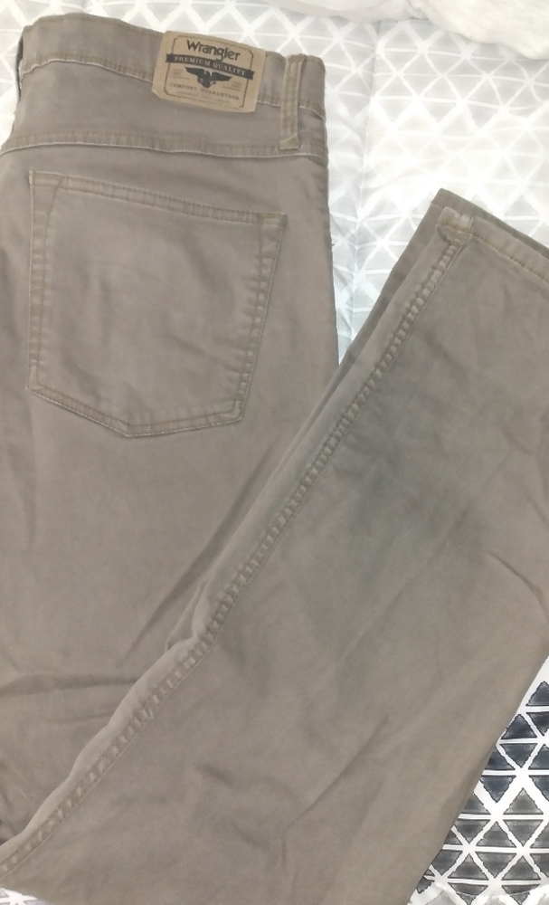 34Wx32L Wrangler Jeans Straight Fit